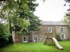 Гостиница Lavish Farmhouse in Ambly with Forest View  Насонь